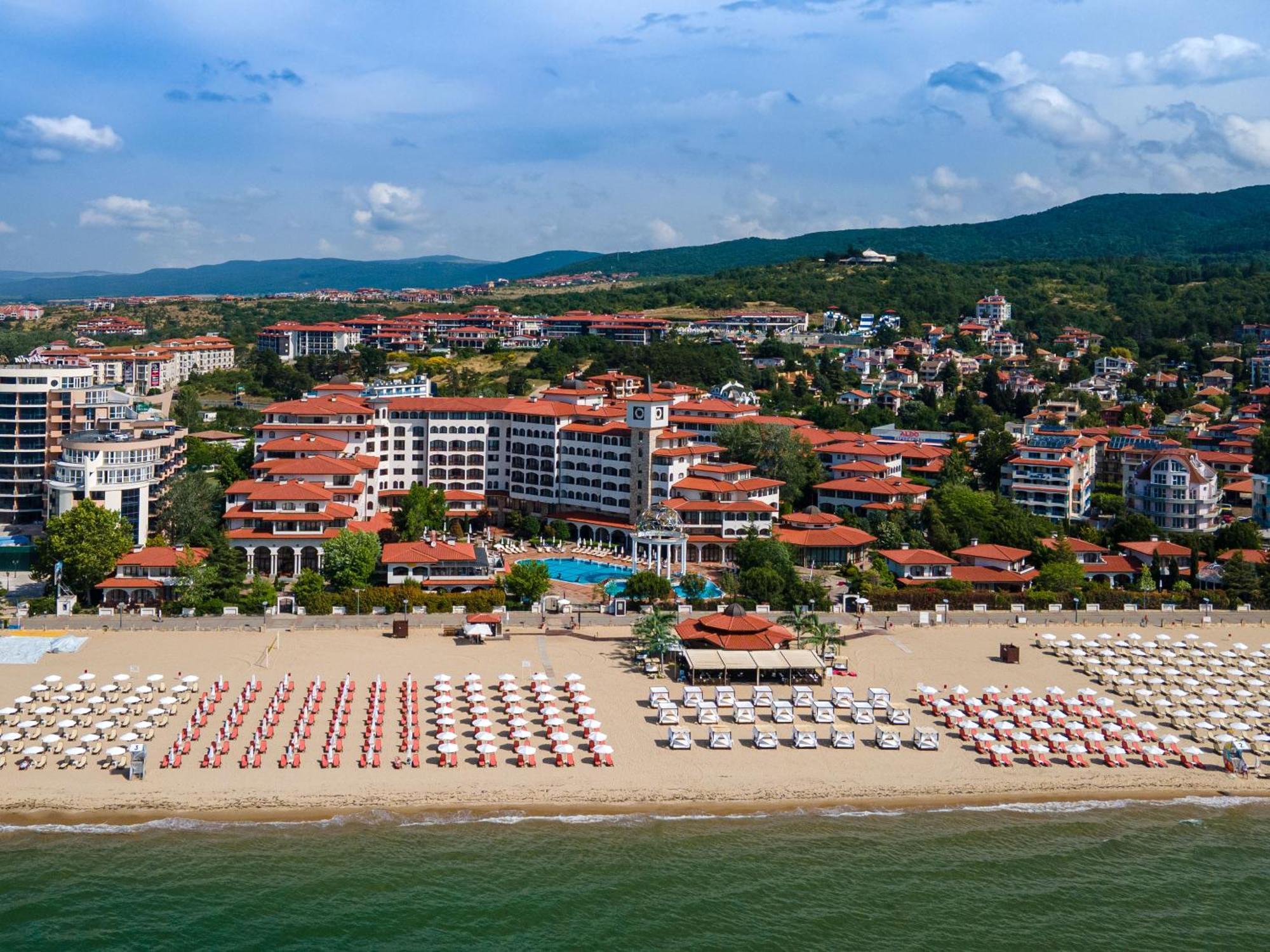 Helena Sands Sunny Beach Buitenkant foto